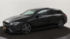 Zwart Gebruikt 2021 Mercedes CLA200 Shooting Brake Business Stationwagen | € 24.900 (Eerlijke prijs)
