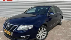 Gebruikt 2006 VW Passat Highline Sedan | € 4.748 (Eerlijke prijs)