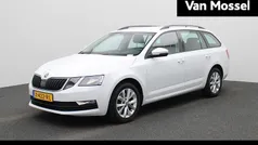 Wit Gebruikt 2019 Skoda Octavia Business Line Stationwagen | € 16.900 (Eerlijke prijs)