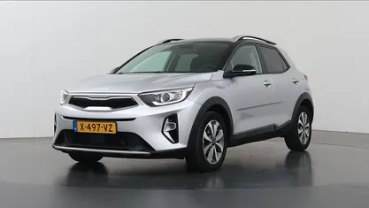 Grijs Gebruikt 2023 Kia Stonic SUV | € 22.935 (Eerlijke prijs)