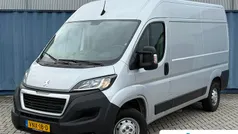Grijs Gebruikt 2022 Peugeot Boxer Premium Van | € 22.722 (Eerlijke prijs)