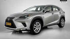 Grijs Gebruikt 2020 Lexus NX300h Business Edition SUV | € 36.495 (Eerlijke prijs)