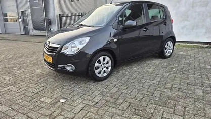 Zwart Occasion 2010 Opel Agila Edition Hatchback | € 3.950 (Eerlijke prijs)