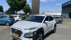 Chalk white Gebruikt 2019 Hyundai Kona SUV | € 17.995 (Eerlijke prijs)