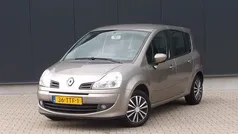 Bruin Gebruikt 2012 Renault Grand Modus Night&Day MPV | € 4.650 (Eerlijke prijs)