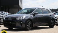 Grijs Gebruikt 2017 Kia Rio Hatchback | € 11.945 (Eerlijke prijs)