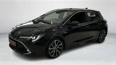 Zwart Gebruikt 2021 Toyota Corolla Executive Hatchback | € 25.945 (Eerlijke prijs)