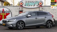 Gebruikt 2019 Volvo V40 R-Design Stationwagen | € 21.450 (Eerlijke prijs)