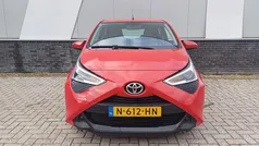 Gebruikt 2021 Toyota Aygo X-play Hatchback | € 12.400 (Eerlijke prijs)