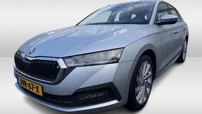 Occasion Skoda Octavia Ambition 204 PK (150 kW) 2022 Grijs Stationwagen