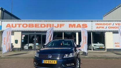 Occasion VW Passat Highline 122 PK (89 kW) 2014 Blauw Sedan