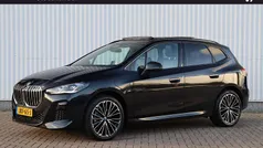 Zwart Gebruikt 2024 BMW 225 Active Tourer M Sport MPV | € 37.900 (Super prijs)