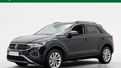 Gebruikt 2024 VW T-Roc Life SUV | € 31.950 (Goede deal)
