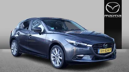Machine gray Occasion 2019 Mazda 3 Sky Hatchback | € 20.895 (Eerlijke prijs)