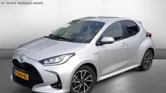 Grijs Gebruikt 2020 Toyota Yaris Style Hatchback | € 18.900 (Goede deal)