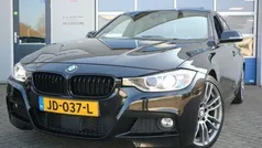 Zwart Gebruikt 2012 BMW 330 Executive Sedan | € 16.900 (Eerlijke prijs)