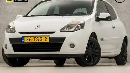 Occasion Renault Clio IV 75 PK (55 kW) 2012 Wit Hatchback