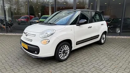 Wit Gebruikt 2017 Fiat 500L Lounge MPV | € 8.500 (Eerlijke prijs)