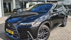 Gebruikt 2025 Lexus NX450h+ Luxury Line SUV | € 56.995 (Eerlijke prijs)