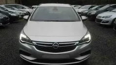 Grijs Gebruikt 2017 Opel Astra Edition Stationwagen | € 9.299 (Goede deal)