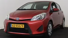 Rood Gebruikt 2012 Toyota Yaris Hatchback | € 10.450 (Goede deal)