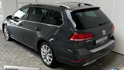 Occasion 2020 VW Golf VIII Highline Stationwagen | € 25.109 (Eerlijke prijs)