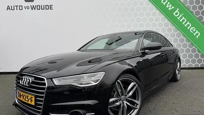 Zwart (metallic) Gebruikt 2015 Audi A6 S-Line Sedan | € 20.950 (Eerlijke prijs)