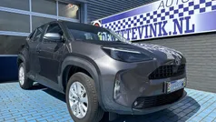 Grijs Gebruikt 2022 Toyota Yaris Cross SUV | € 24.950 (Goede deal)