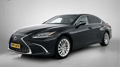 Zwart Gebruikt 2019 Lexus ES300H President Line Sedan | € 42.950 (Super prijs)