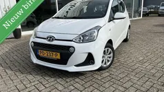 Wit Gebruikt 2017 Hyundai i10 Comfort Hatchback | € 8.250 (Eerlijke prijs)