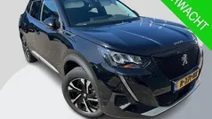 Zwart Gebruikt 2022 Peugeot e-2008 Allure SUV | € 19.950 (Goede deal)