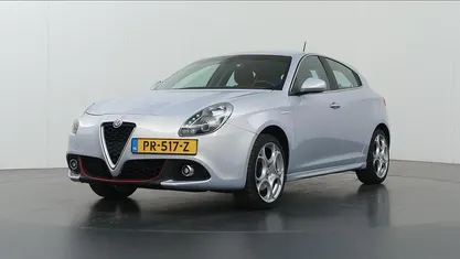 Gebruikt 2017 Alfa Romeo Giulietta Super Hatchback | € 17.830 (Eerlijke prijs)
