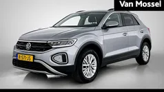 Grijs Gebruikt 2022 VW T-Roc Life SUV | € 27.700 (Eerlijke prijs)
