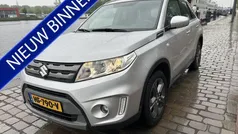 Grijs Gebruikt 2015 Suzuki Vitara Exclusive SUV | € 10.950 (Goede deal)