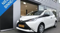 Wit Gebruikt 2016 Toyota Aygo Hatchback | € 6.650 (Eerlijke prijs)
