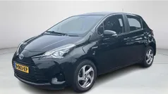 Gebruikt 2017 Toyota Yaris Hybrid Comfort Hatchback | € 12.850 (Super prijs)
