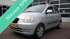Grijs Gebruikt 2004 Kia Picanto Hatchback | € 1.350 (Eerlijke prijs)