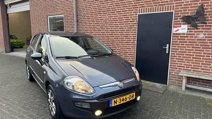 Blauw (metallic) Occasion 2010 Fiat Punto Evo Dynamic Hatchback | € 3.499 (Eerlijke prijs)