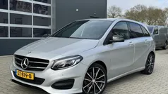 Gebruikt 2018 Mercedes B180 Business MPV | € 18.950 (Goede deal)