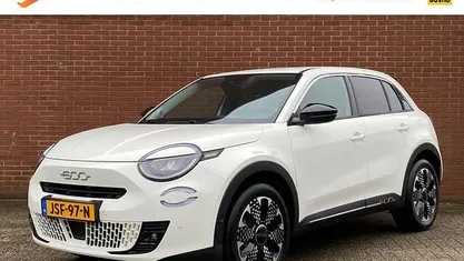 Occasion 2025 Fiat 600 La Prima SUV | € 25.950 (Goede deal)