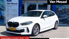 Wit Gebruikt 2021 BMW 116 Executive Hatchback | € 21.940 (Eerlijke prijs)
