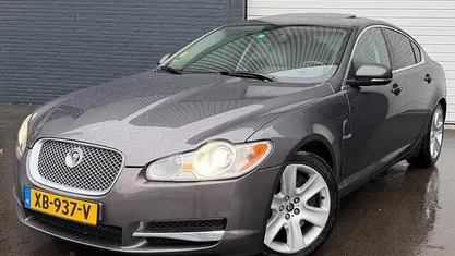 Occasion Jaguar XF Portfolio 275 PK (202 kW) 2010 Grijs Sedan