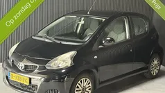Zwart Gebruikt 2009 Toyota Aygo Hatchback | € 3.249 (Goede deal)