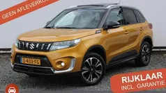 Gebruikt 2023 Suzuki Vitara Style SUV | € 28.950 (Eerlijke prijs)