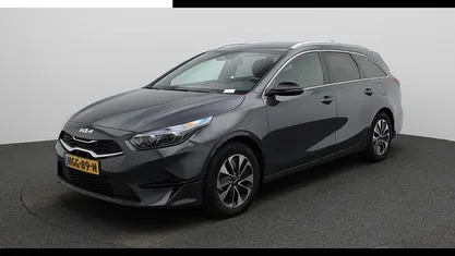 Occasion 2025 Kia Ceed Hatchback | € 28.740 (Eerlijke prijs)