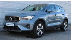 Grijs Gebruikt 2023 Volvo XC40 Plus SUV | € 41.950 (Eerlijke prijs)