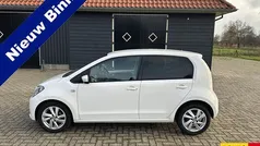Wit Gebruikt 2016 Seat Mii CONNECT Hatchback | € 8.250 (Eerlijke prijs)