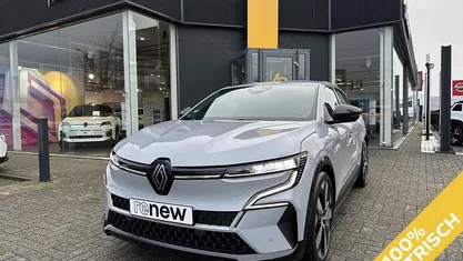 Grijs Gebruikt 2022 Renault Megane E-Tech Techno Hatchback | € 24.640 (Eerlijke prijs)