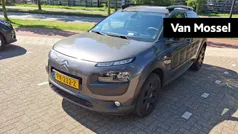 Grijs Gebruikt 2017 Citroën C4 Cactus PureTech Hatchback | € 10.940 (Eerlijke prijs)