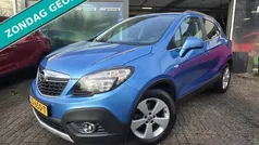 Blauw, metallic lak Gebruikt 2016 Opel Mokka Cosmo SUV | € 11.850 (Eerlijke prijs)